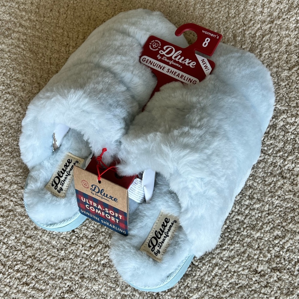 DELUXE  By DEARFORM   SIZE: 8  *NWT* GENUINE SHEARLING HOUSE SLIPPERS
